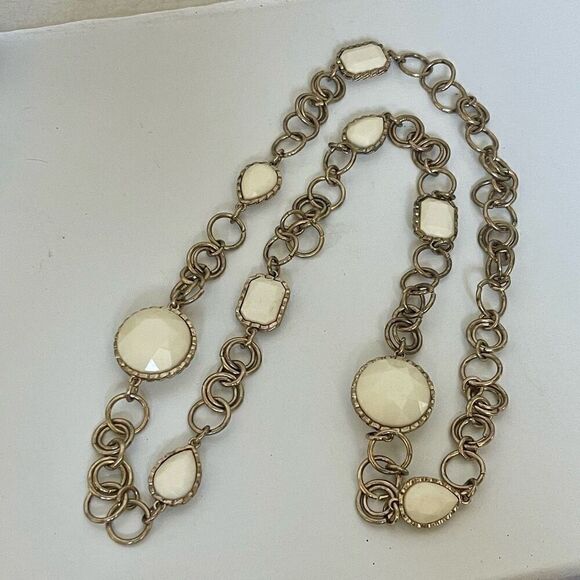 J. Crew Cream Medallion Wide Link Gold Toned Necklace Womens Single Strand Chain - Picture 2 of 5